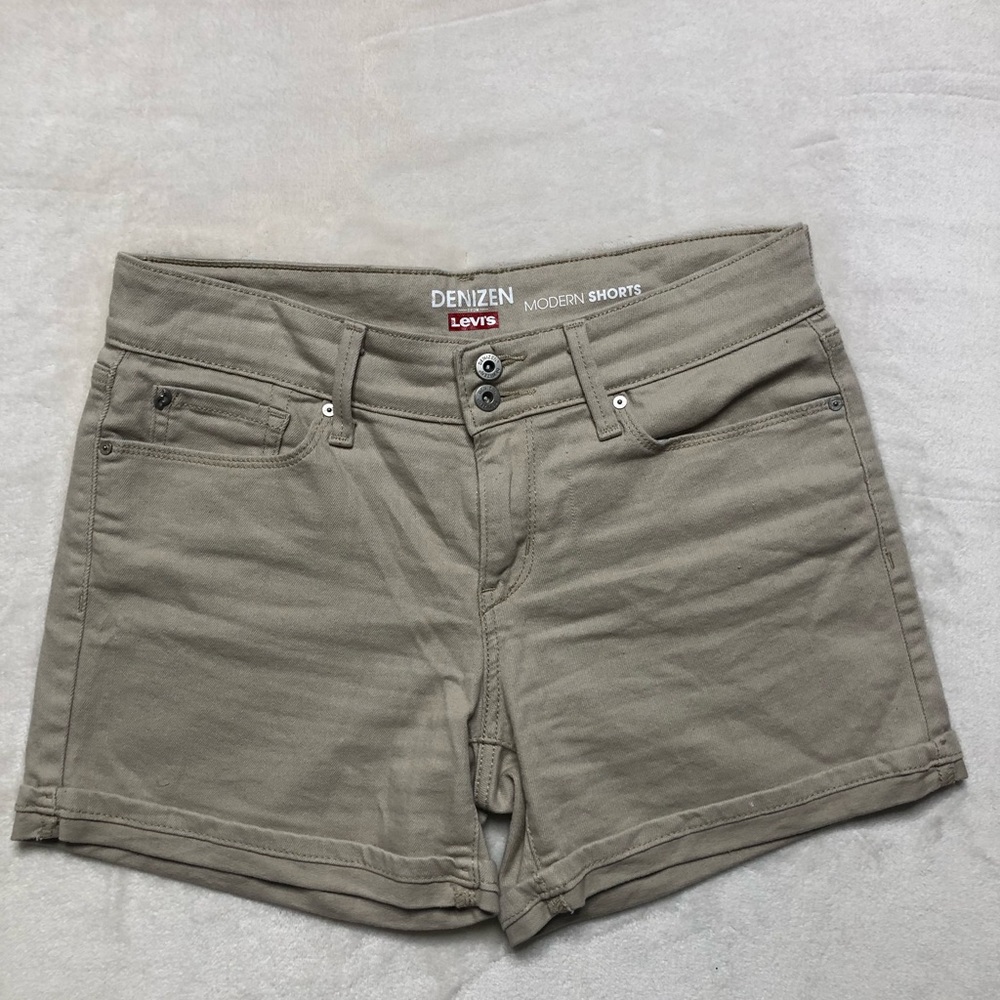 Denizen from Levi’s Jean Shorts Women 4 Brown Cuffed 5 Pocket Stretch Denim